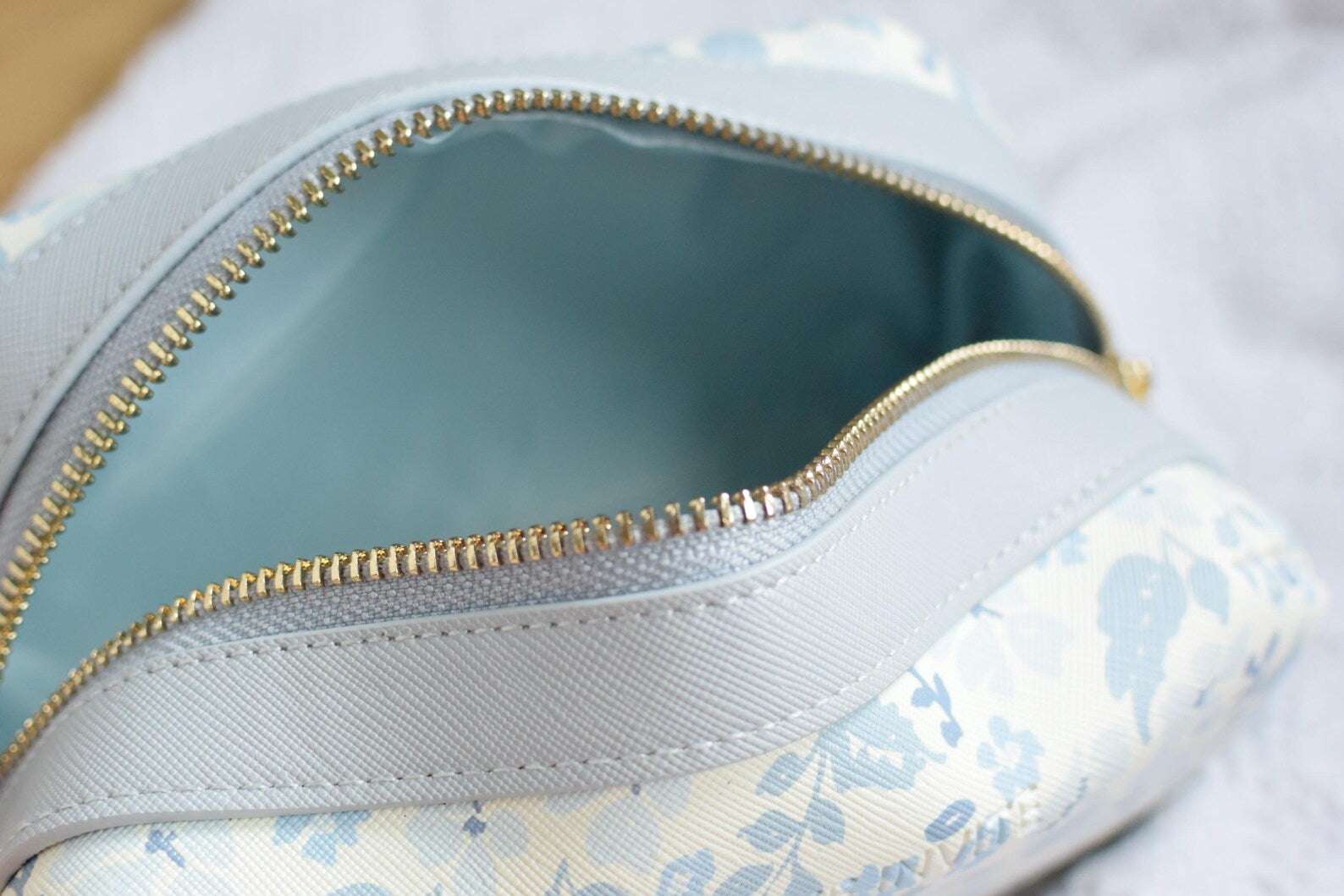 Floral Makeup Bag – Large Cosmetic Pouch for Women, Aesthetic Travel Toiletry Bag, Handmade Skincare Organizer in Blue & Blush