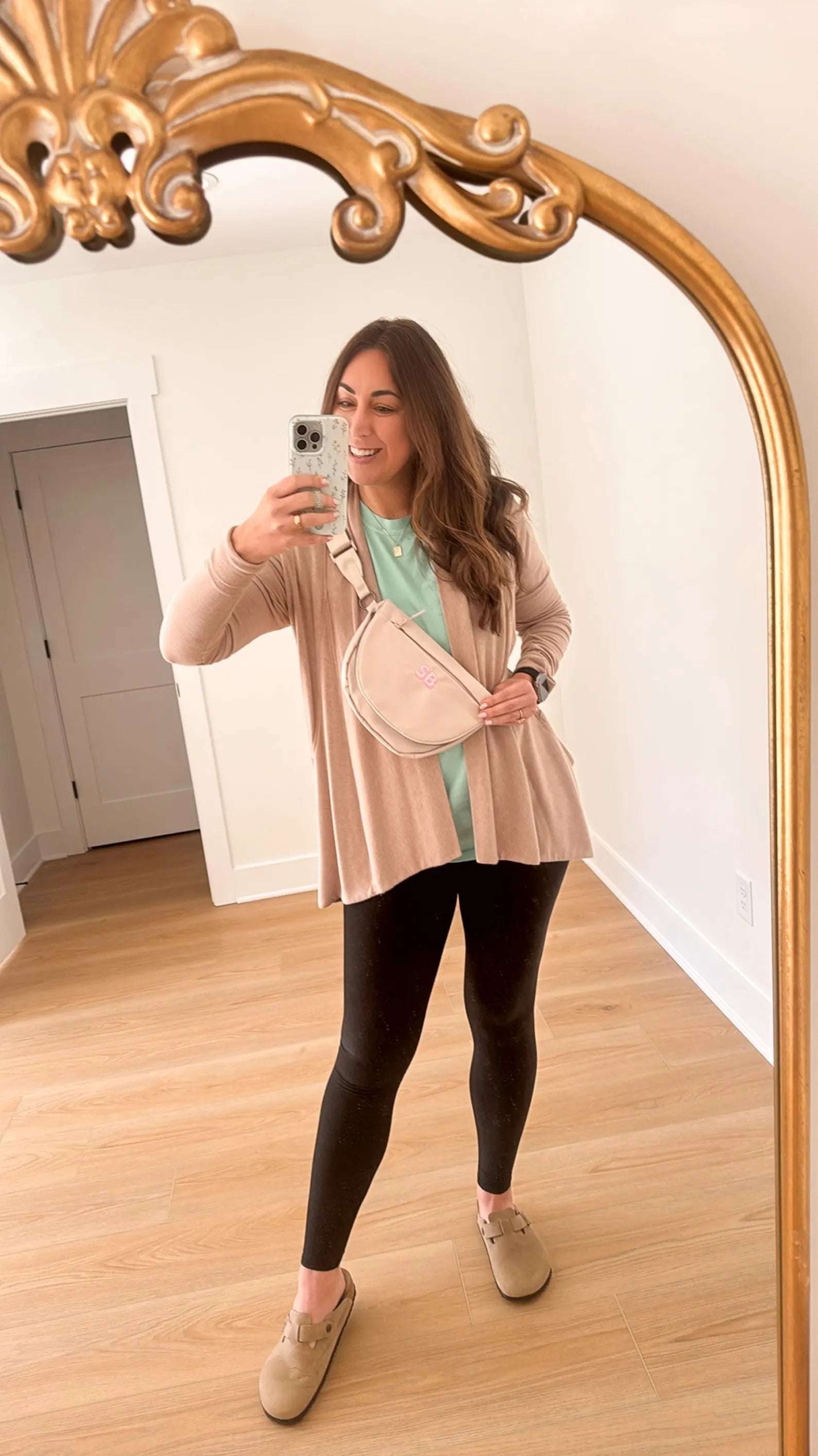 Custom Embroidered Nylon Crossbody Bag – Personalized small purse featuring monogrammed initials. Lightweight, waterproof nylon design with adjustable shoulder strap, ideal for travel, everyday use, or as a thoughtful gift. 