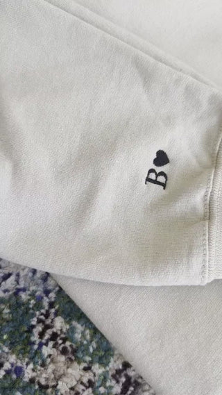 Custom Embroidered Initial Heart Sweatshirt – Personalized Sleeve Monogram Crewneck, Cozy Unisex Pullover for Women & Men, Cute Gift for Her