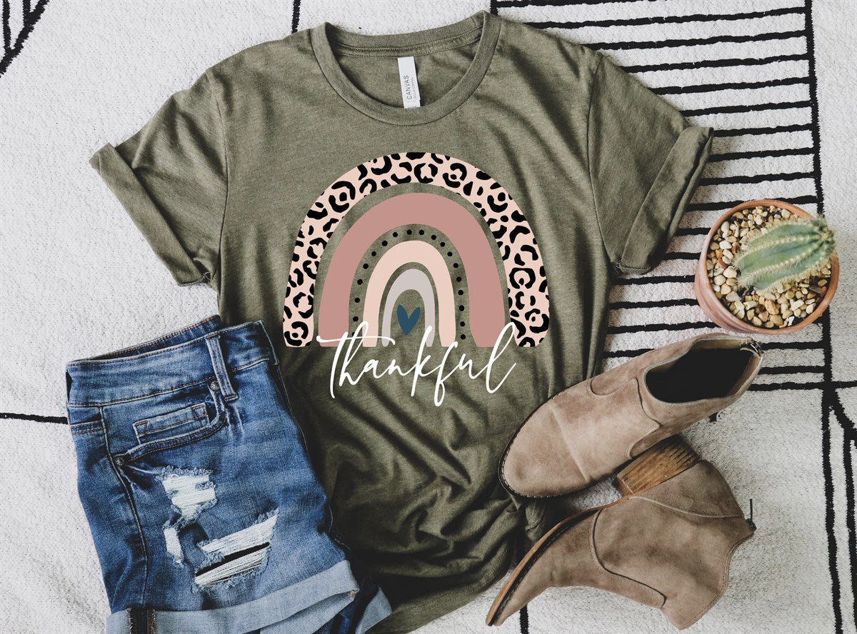 Rainbow Thankful | Women's Graphic Tees