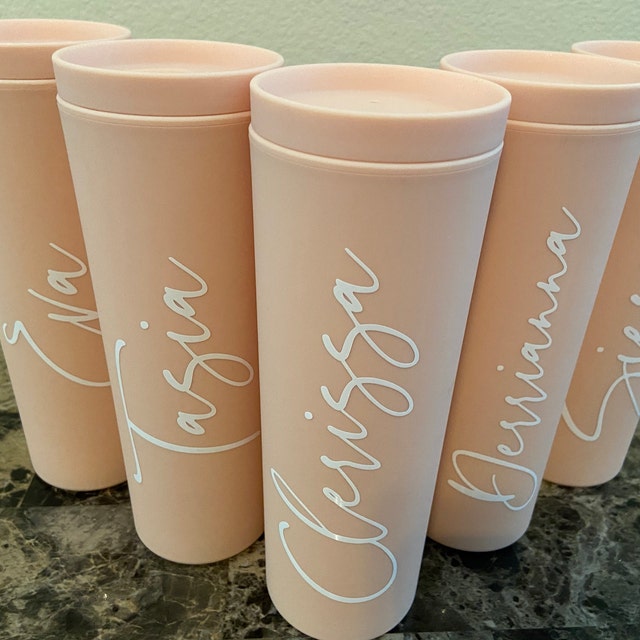 Personalized Acrylic Rubber Tumbler with Lid and Straw – Custom Name Reusable Cup, Insulated Cold Drink Travel Mug for Coffee, Iced Tea, or Smoothies